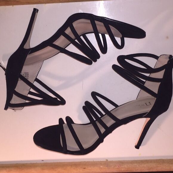 NWT in Box NICOLE MILLER Sz 8.5 Black Suede Strappy High Heel Sexy Classy Shoes - Picture 7 of 8